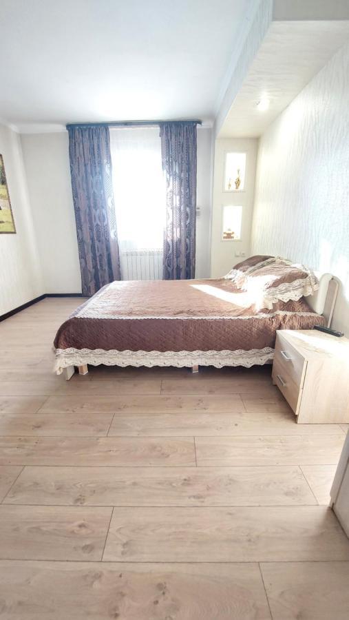 Astina Hotel Astana Eksteriør billede