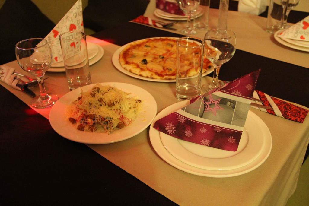 Astina Hotel Astana Eksteriør billede